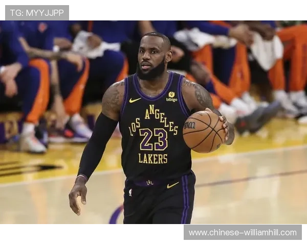 詹姆斯达成湖人生涯1000记三分，41岁老将成历史首位多队千三分先生