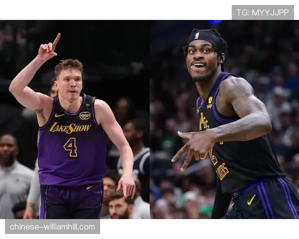 次节初段范德比尔特海斯克莱伯布夫金组合，湖人轮换出现新变化